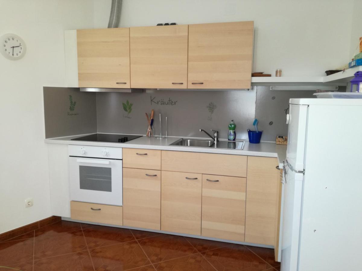 Apartments Pegla Нерезине Екстериор снимка