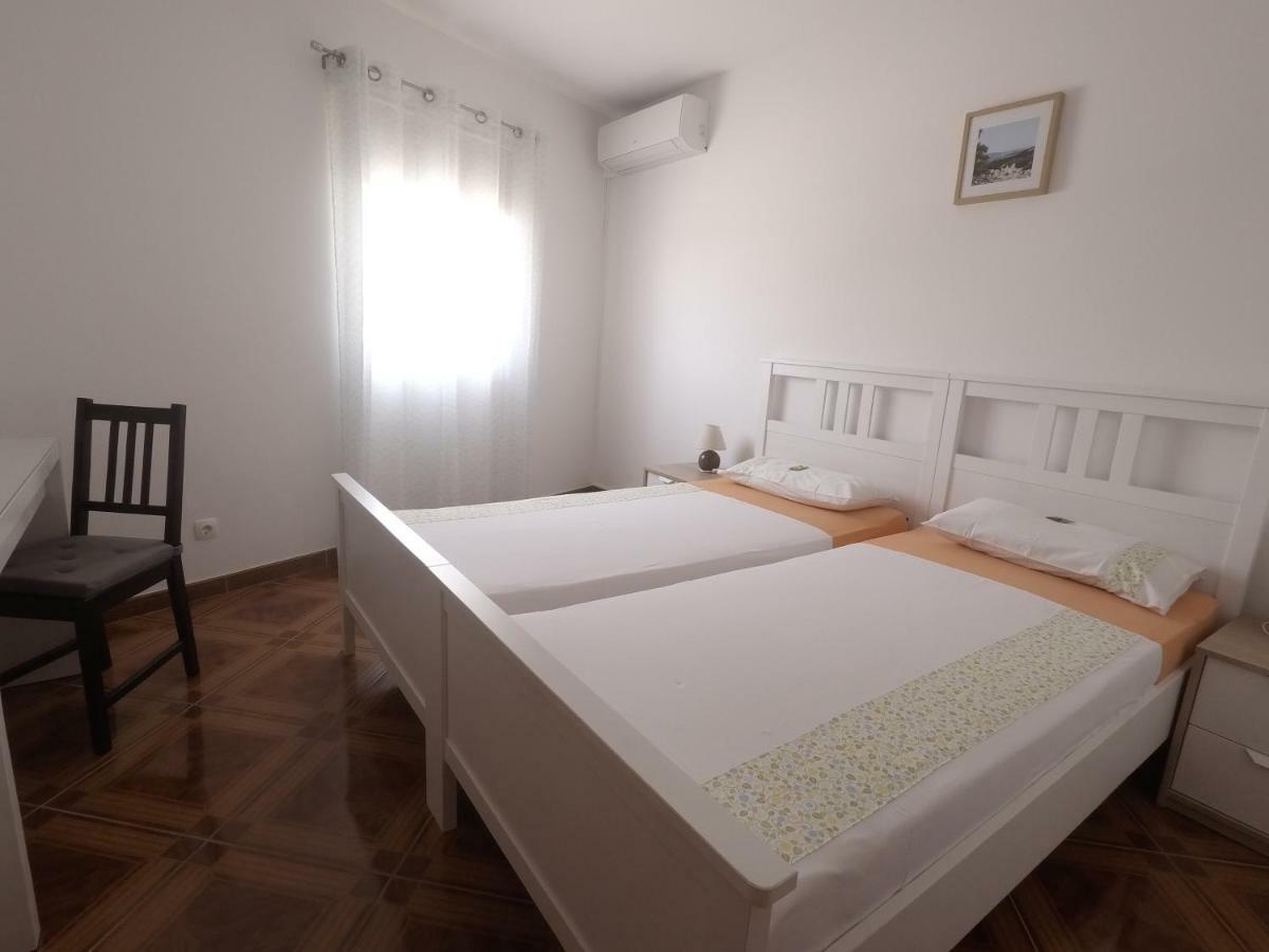 Apartments Pegla Нерезине Екстериор снимка